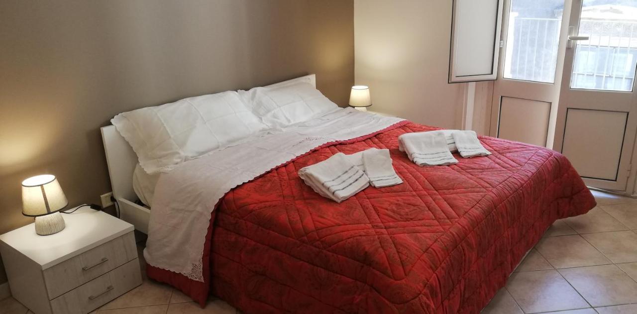 Ferienwohnung La Terrazza Ursino CTA Exterior foto
